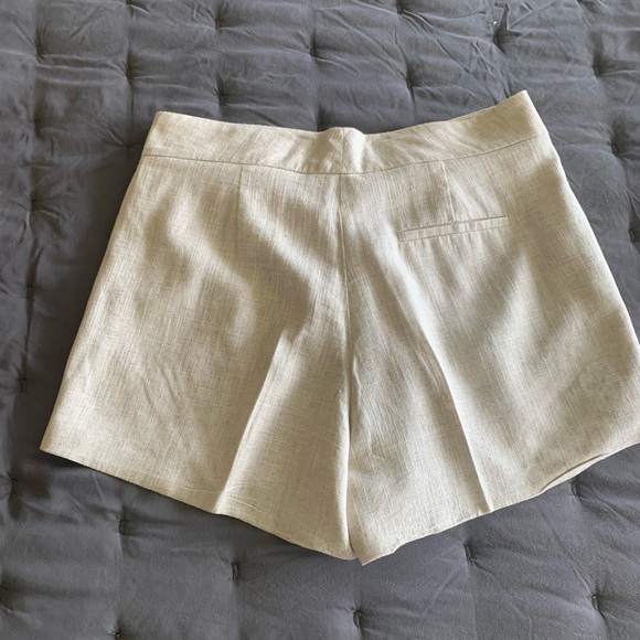 Linen Shorts - Picture 3 of 5